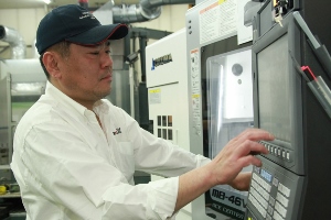 140517top7 高橋工場長