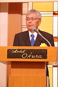 180118日本機械工業連合会2 大宮会長 あいさつする大宮会長
