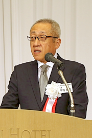 180118輸入協会 中川会長 あいさつする中川会長