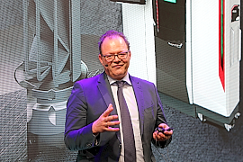 181115DMG森精機2 DMG MORI AG Chairman of the Executive Board Mr.Christian Thönes