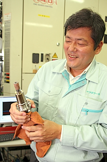 130922top15 岩田社長の嬉しそうな顔ったら!