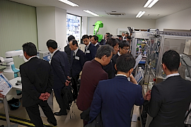 190101HCI2 ロボットセンター内部