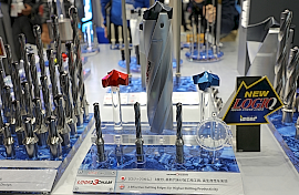 190524top6 昨年開催されたJIMTOF2018で展示された「LOGIQ」は大きな注目を浴びた。