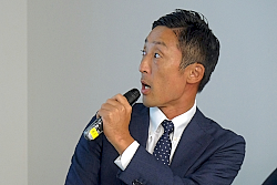 191008メカトロ2 説明をするMECT平野事務局長