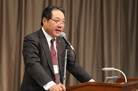 説明をする石井社長