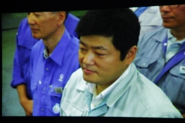 130922top1 岩田社長の緊張が伝わります。