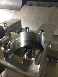 200622top9 厄介なバリ取りも手作業を減らして全てを機械加工化した。