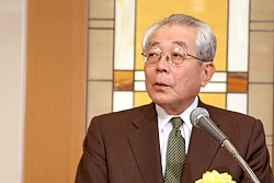 130127日機連a あいさつする伊藤会長