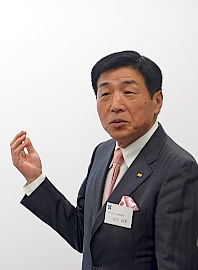 190129OSG新工場1 説明をする石川社長
