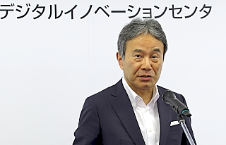 180628top1 説明をする森社長