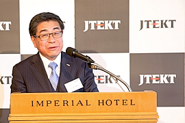150113top3 村瀬専務取締役