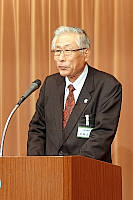 180205金型工業会 加藤東部支部長 あいさつする加藤 日本金型工業会東部支部長