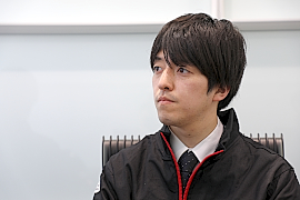 190507top6 開発の経緯を説明する尾上さん