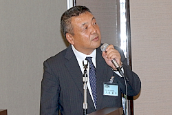 国内営業概況を説明する大森理事