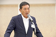 150826OKK2 千葉OKK会 会長(兼松KGK社長)