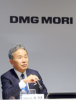190301DMGMORI 説明する森社長