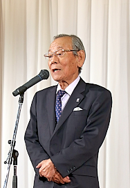 181015大垣精工3 感謝の意を表する上田 大垣精工並びにセイコーハイテック社長