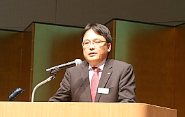 説明をする宮島OKK社長