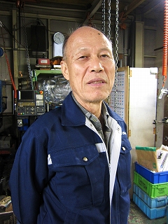 111207カシワミルボーラ7 創業者の春光会長