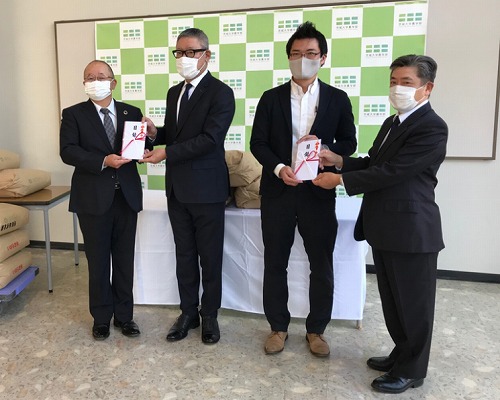 201202コマツ