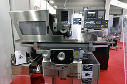 211122岡本工作機械製作所