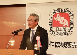 221128日工販1